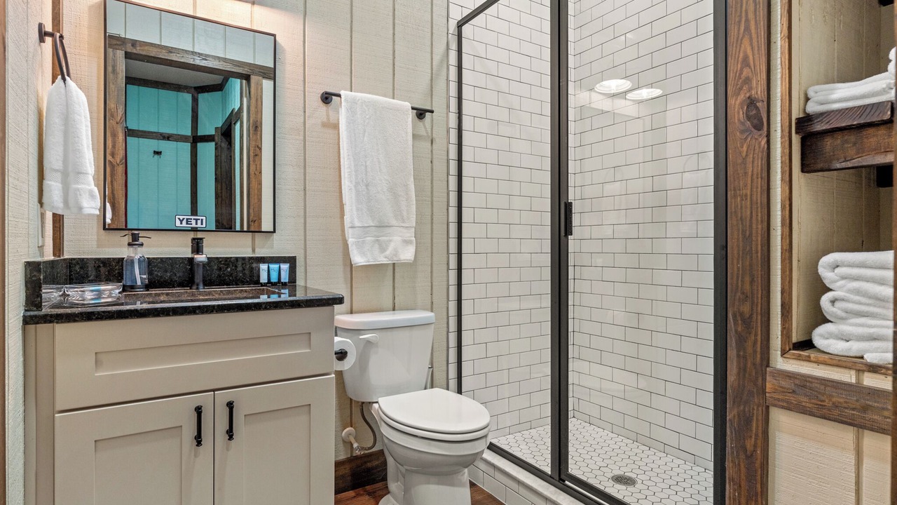 Photo of Bathroom in Brooksville