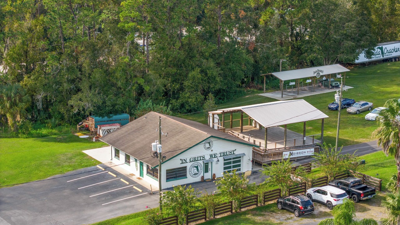 Photo of Outdoor in Brooksville