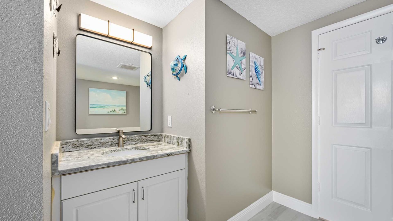 Photo of Bathroom in Brush - Stewarts