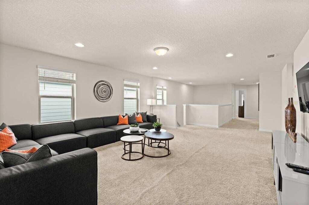Photo of Livingroom in Four Corners