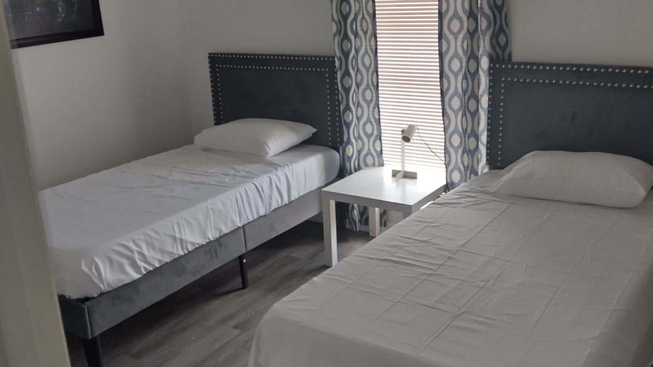 Photo of Bedroom in North Lauderdale