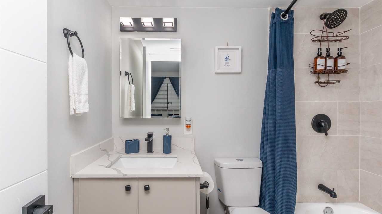 Photo of Bathroom in Poinciana Park