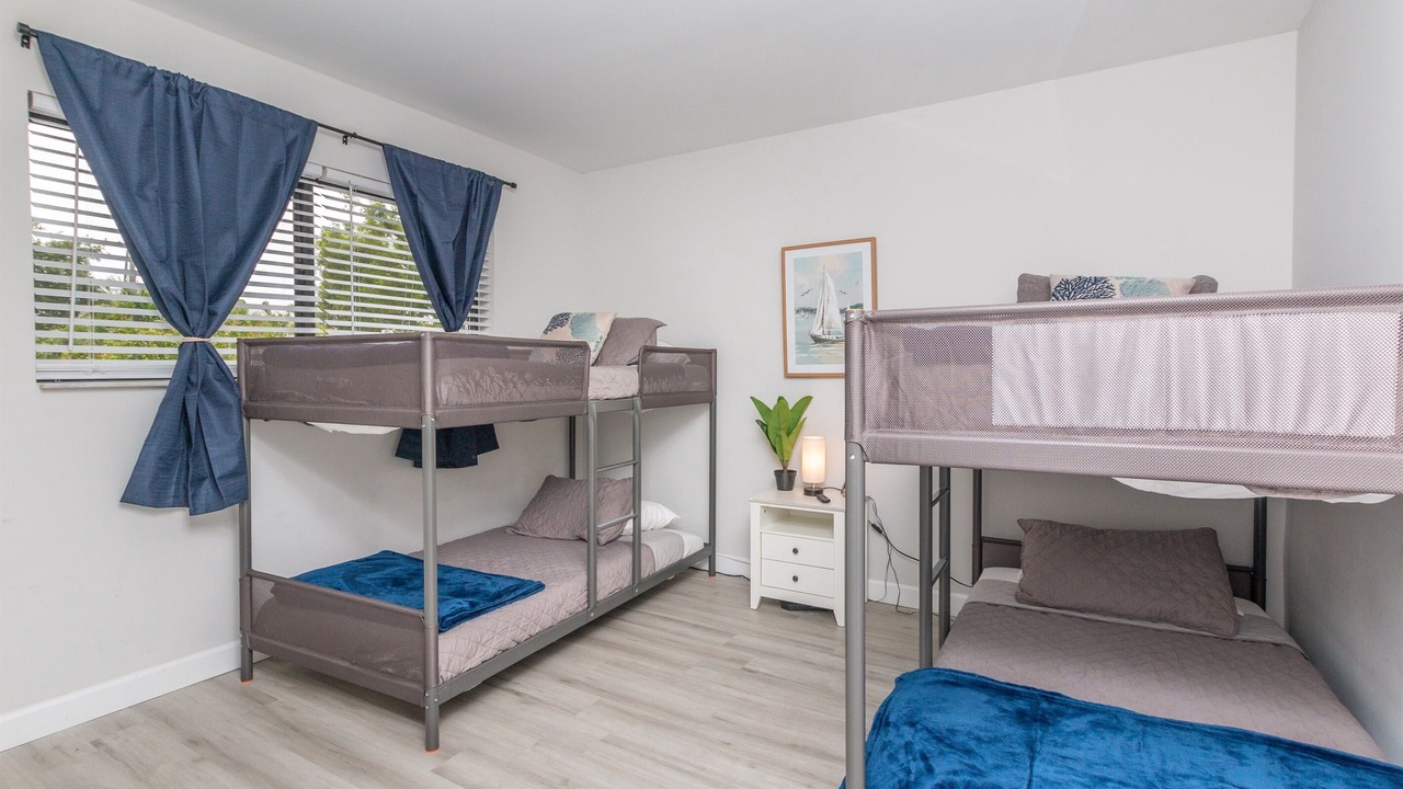 Photo of Bedroom in Poinciana Park