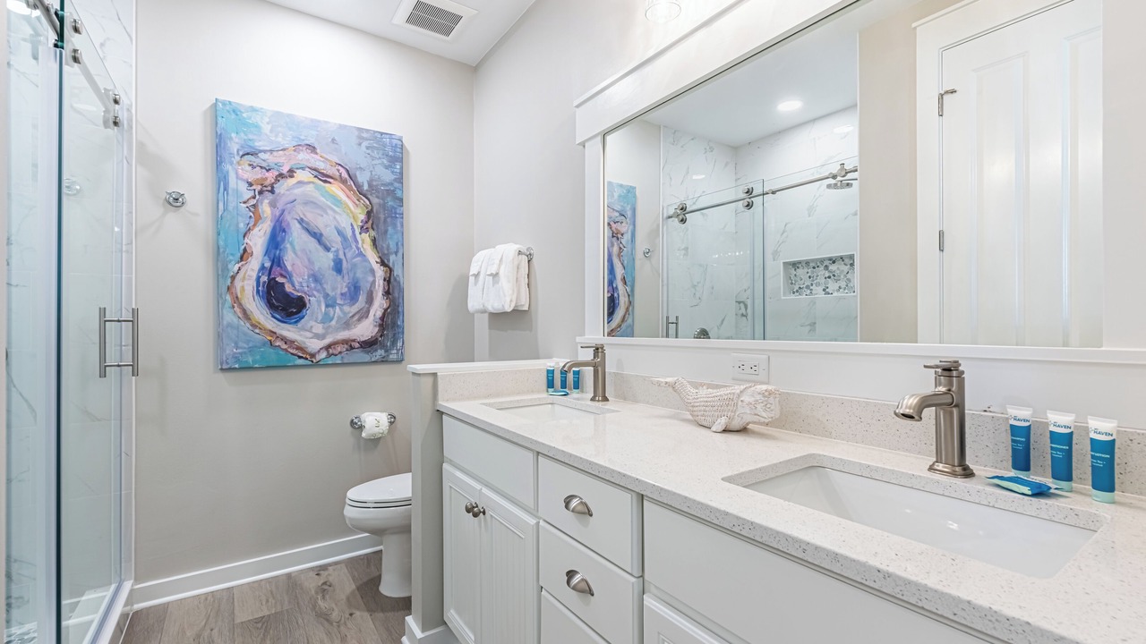 Photo of Bathroom in Laurel Grove