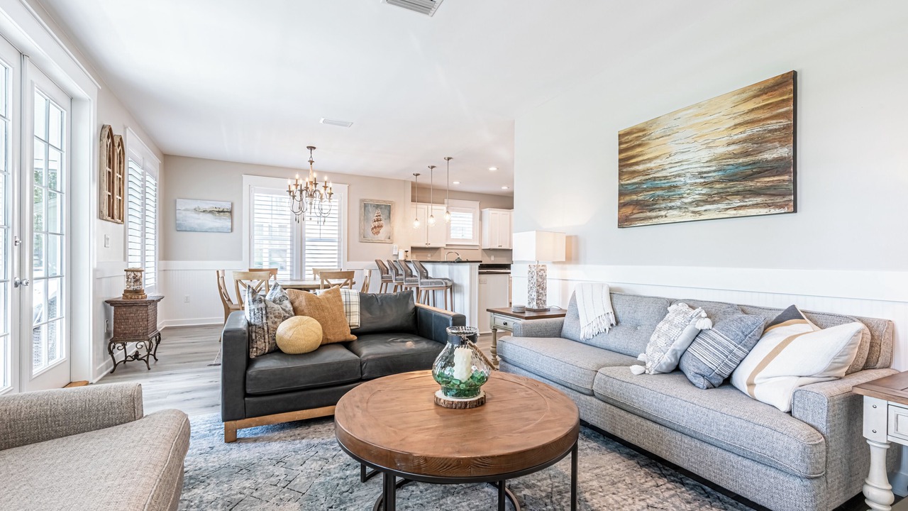 Photo of Livingroom in Laurel Grove