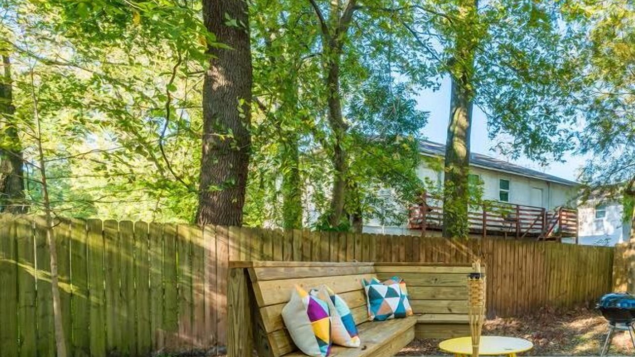 Photo of Patio Balcony in Murray Hill