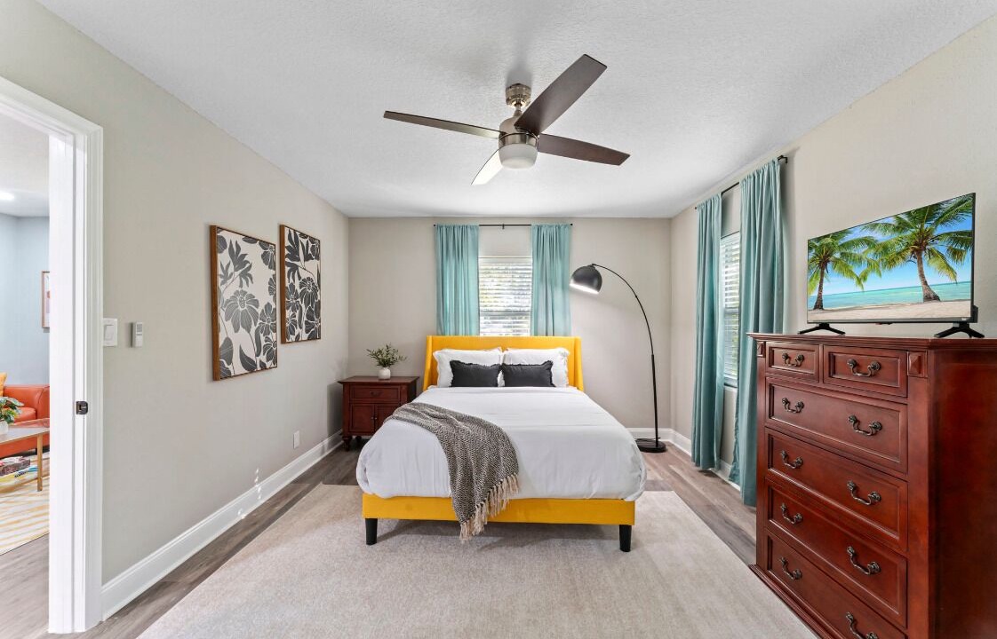 Photo of Bedroom in Murray Hill