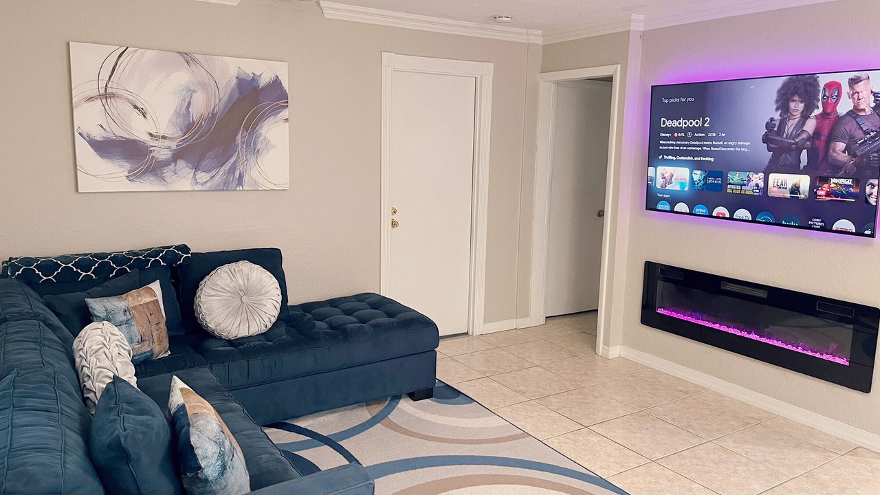Photo of Livingroom in Davie