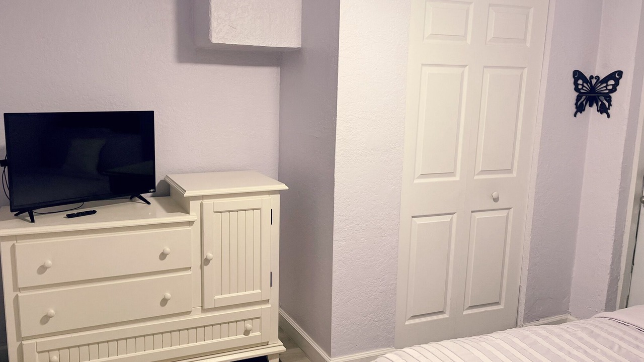 Photo of Bedroom in Davie