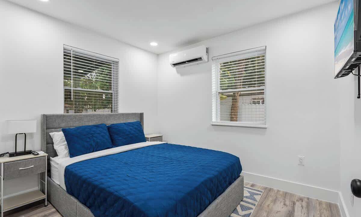 Photo of Bedroom in Pompano Beach