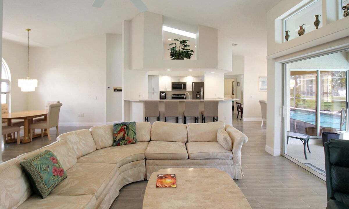 Photo of Livingroom in Deep Creek