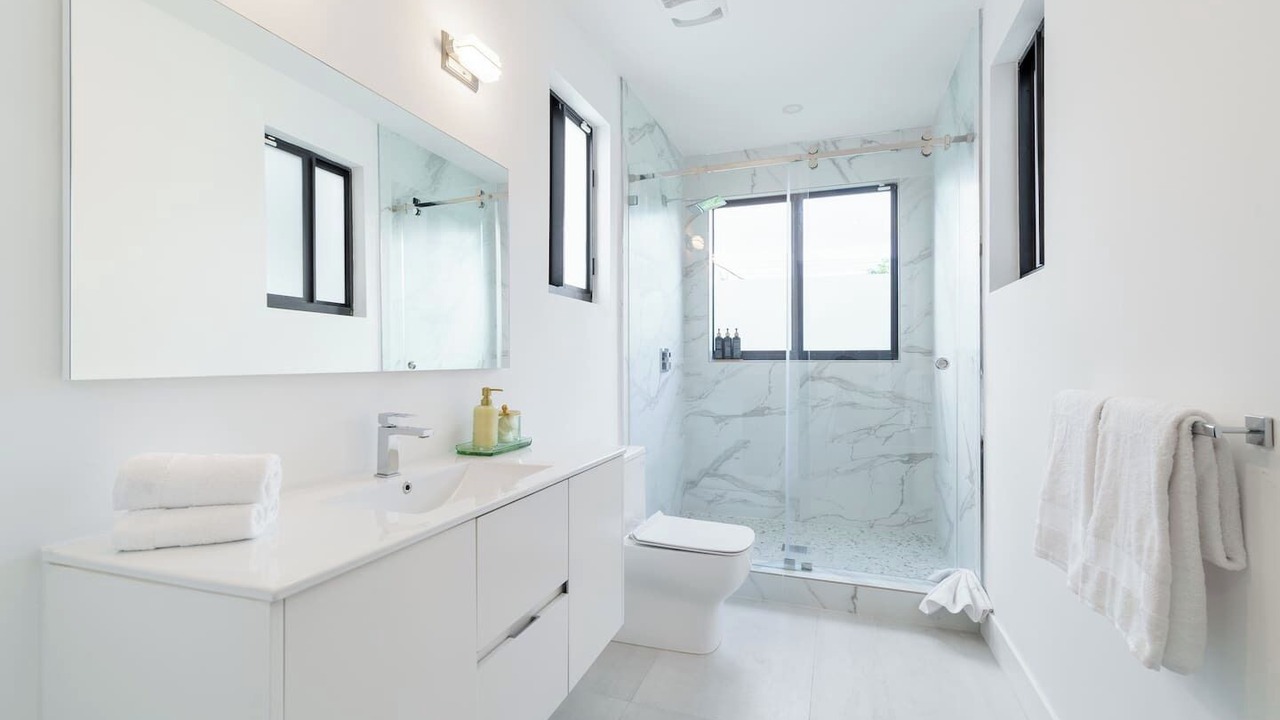 Photo of Bathroom in Coconut Grove