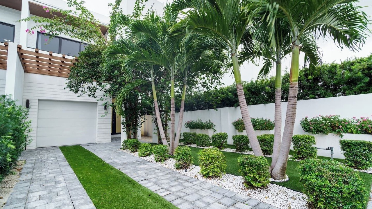 Photo of Outdoor in Coconut Grove
