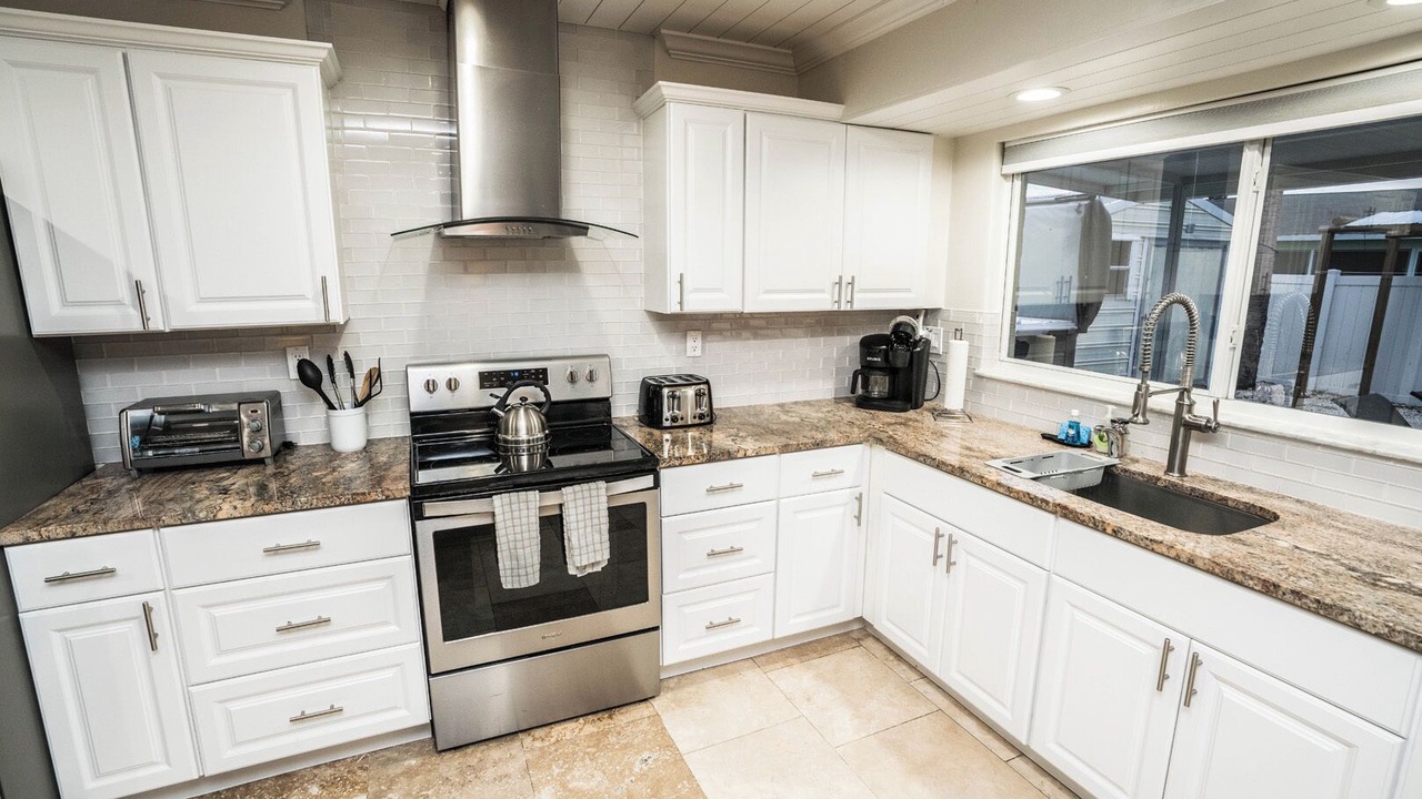 Photo of Kitchen in Apollo Beach