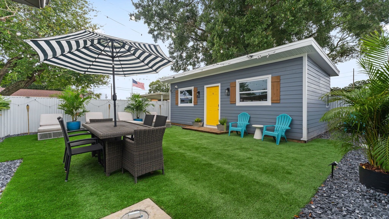 Photo of Outdoor in Egypt Lake-Leto