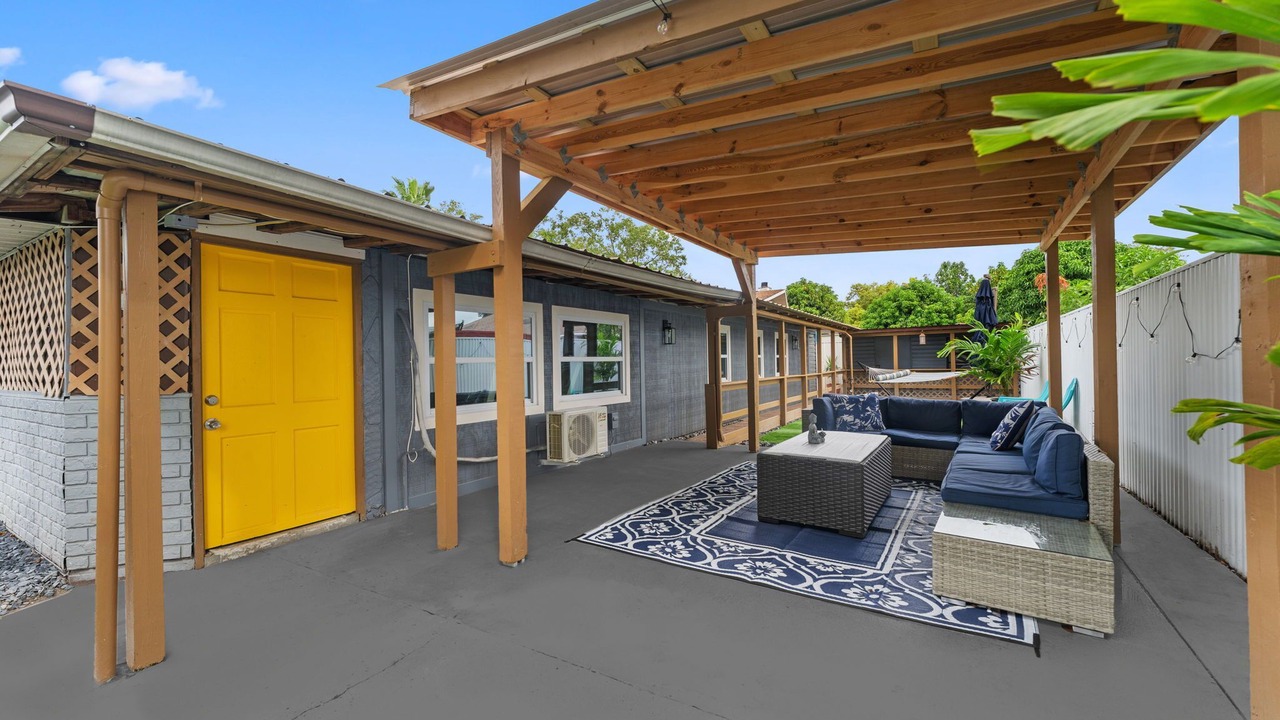 Photo of Patio Balcony in Egypt Lake-Leto