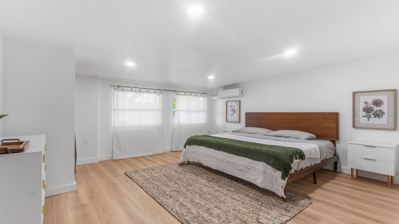 Photo of Bedroom in Egypt Lake-Leto