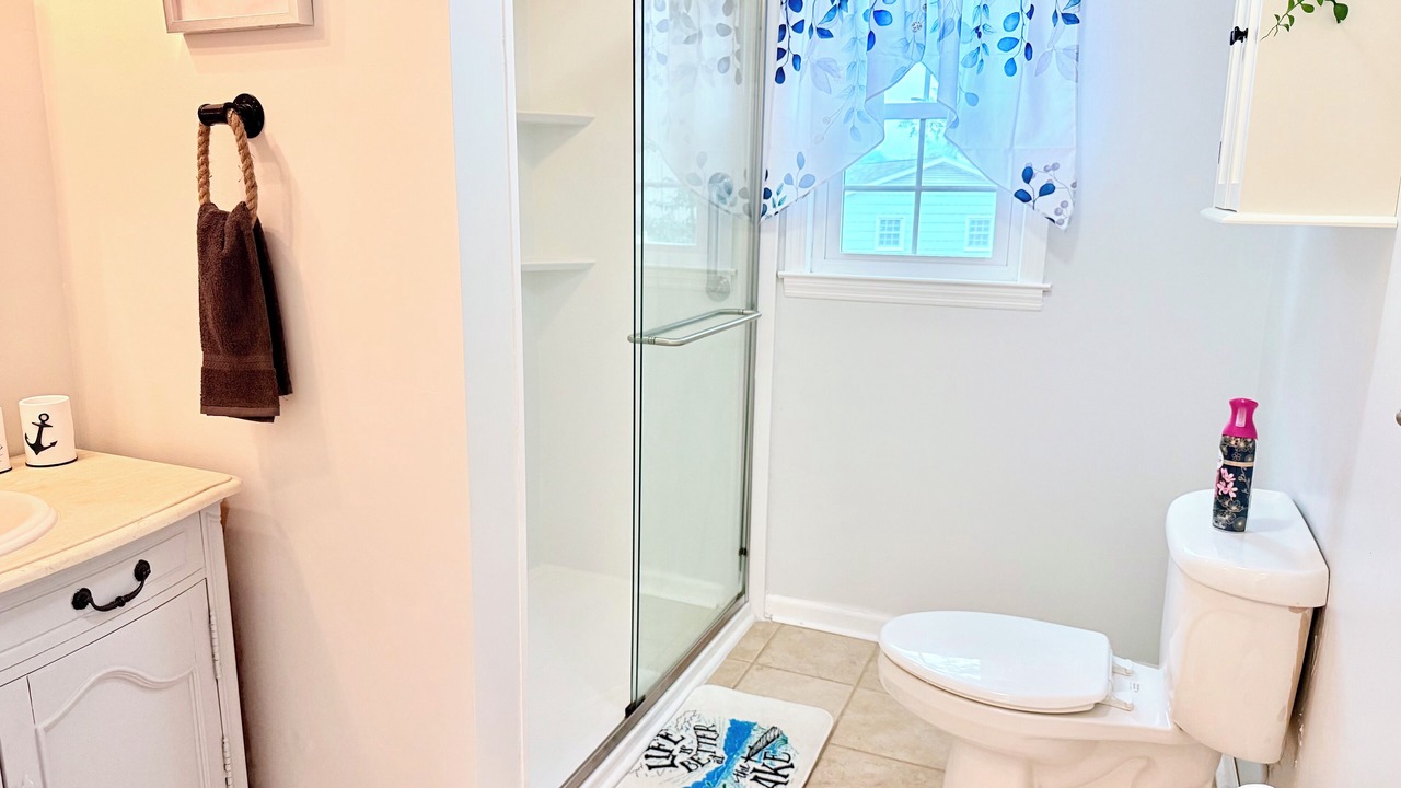 Photo of Bathroom in Inman