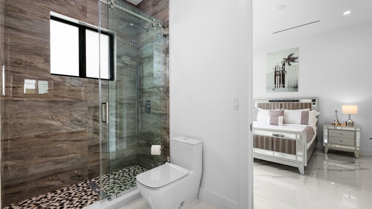Photo of Bathroom in Riverside Park