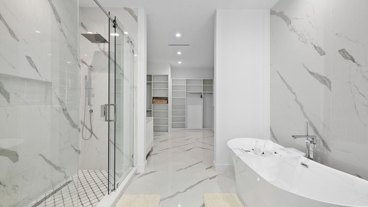 Photo of Bathroom in Riverside Park