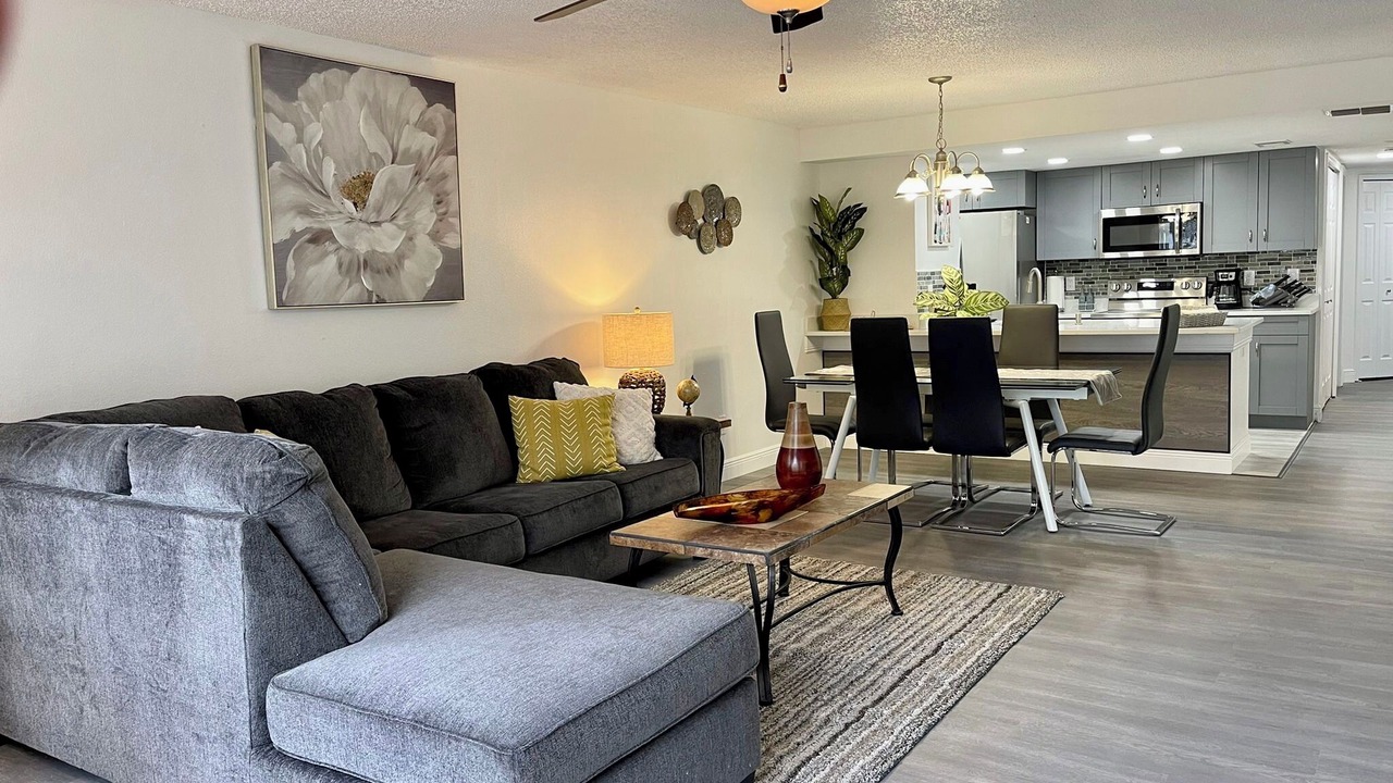 Photo of Livingroom in Royal Palm Bay