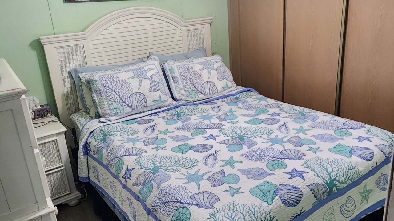 Photo of Bedroom in Layton