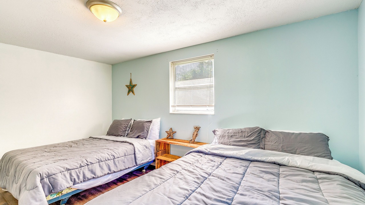 Photo of Bedroom in Chassahowitzka