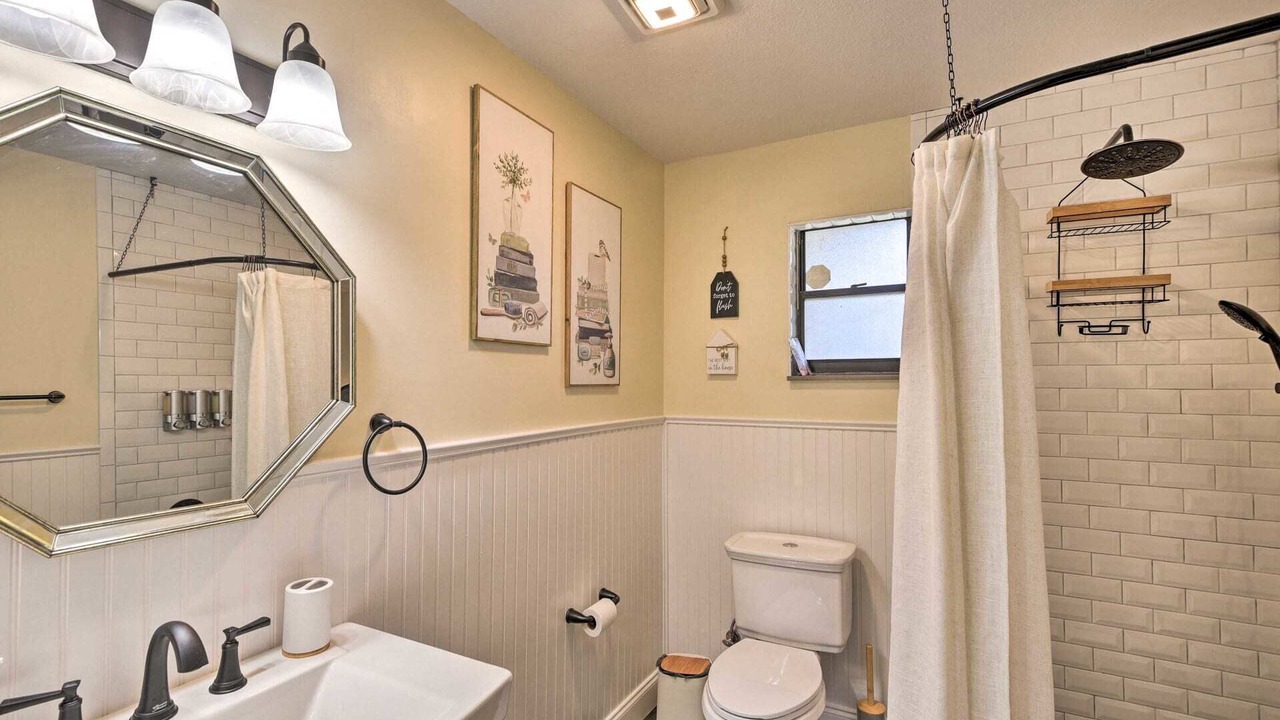 Photo of Bathroom in Indian Trails