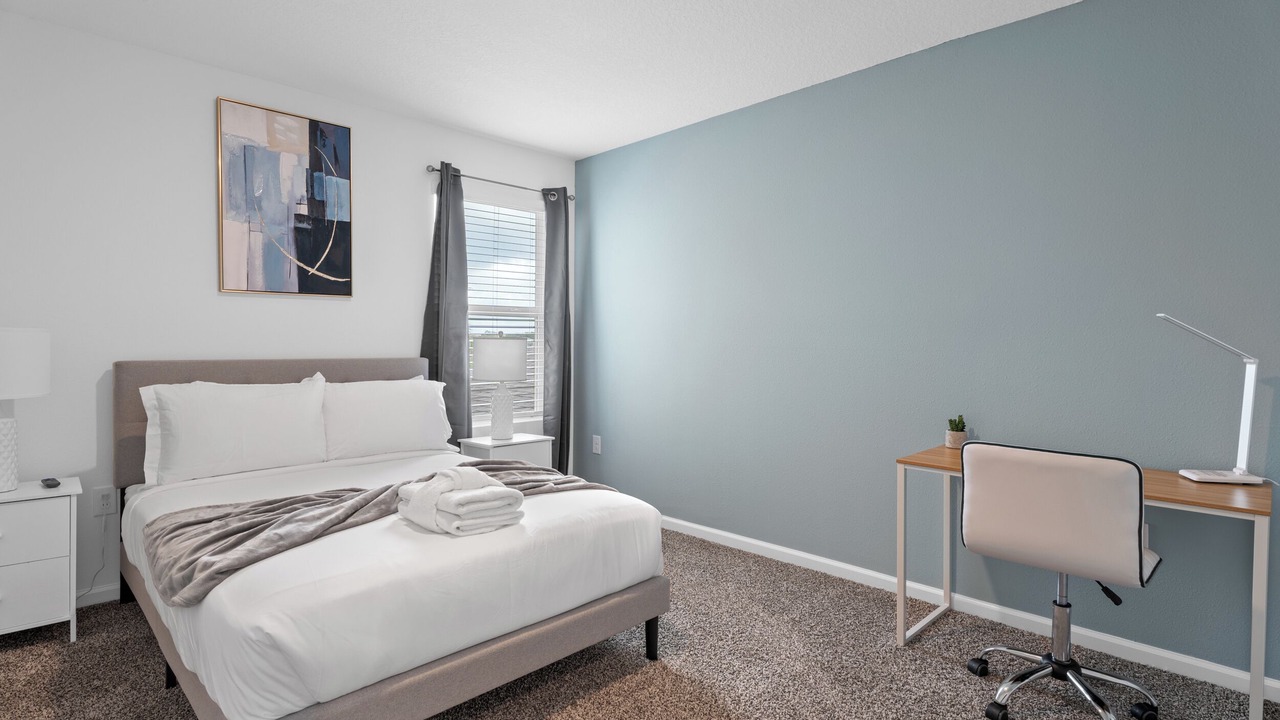 Photo of Bedroom in Baymeadows