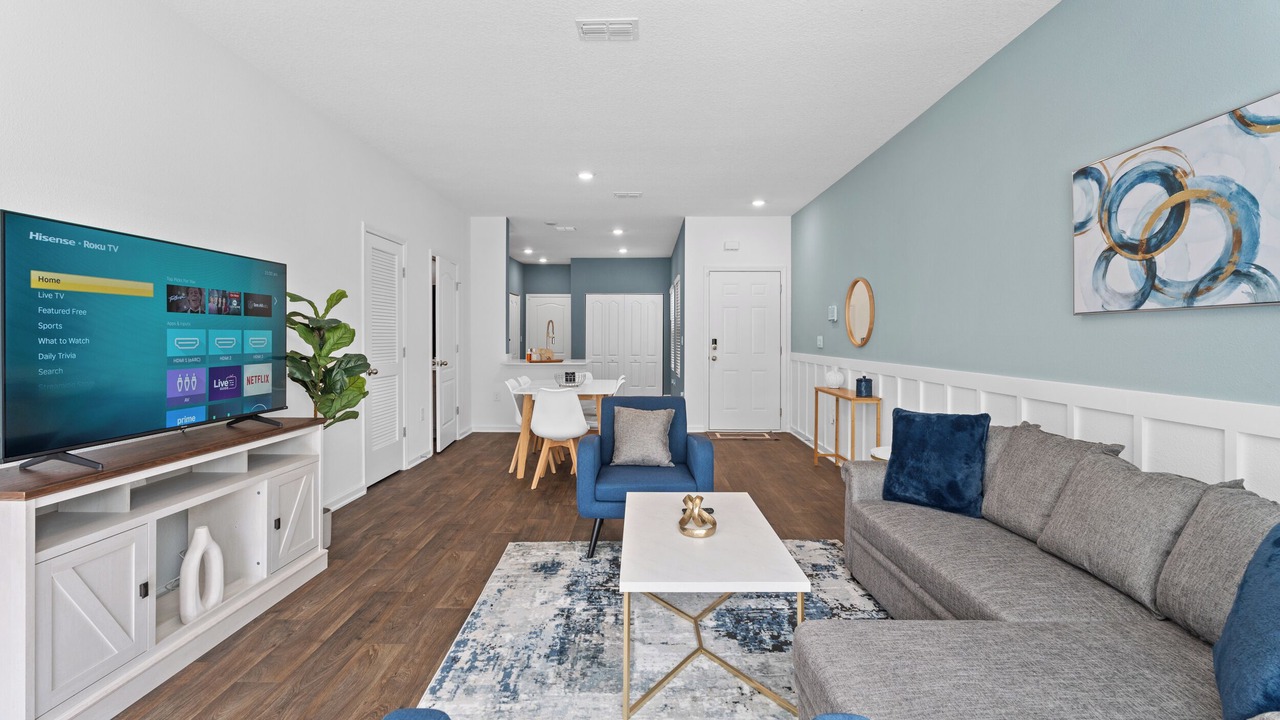 Photo of Livingroom in Baymeadows