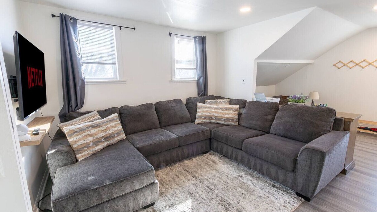 Photo of Livingroom in Bellefonte