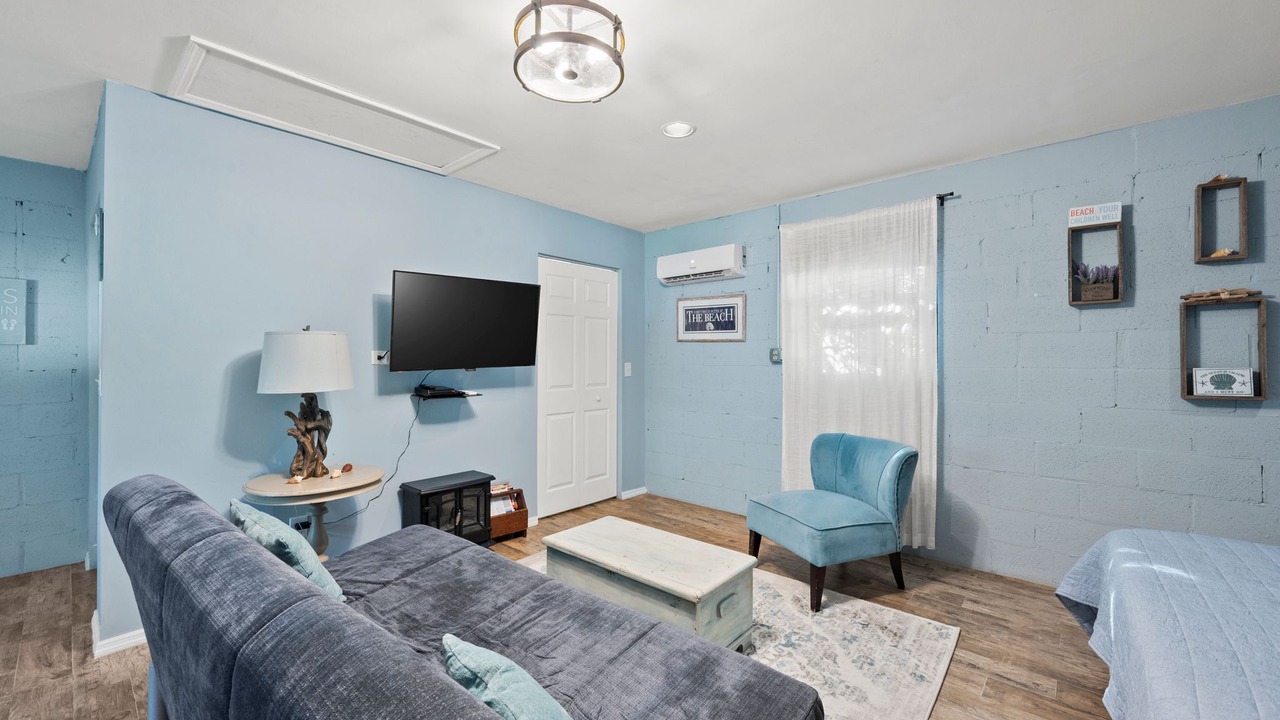 Photo of Bedroom in Naples Park