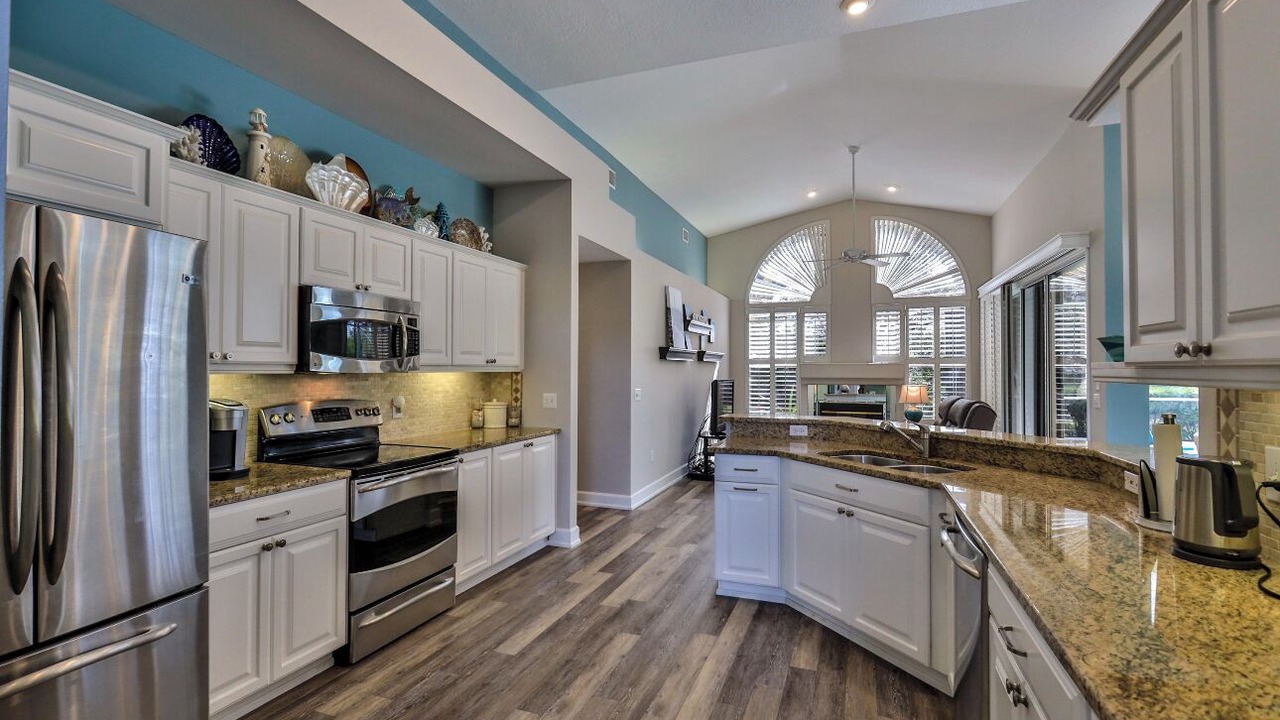 Photo of Kitchen in Samsula-Spruce Creek