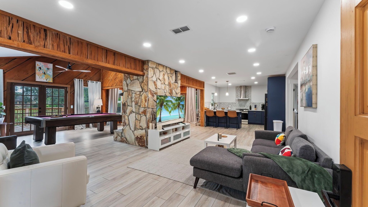 Photo of Livingroom in Orange Park