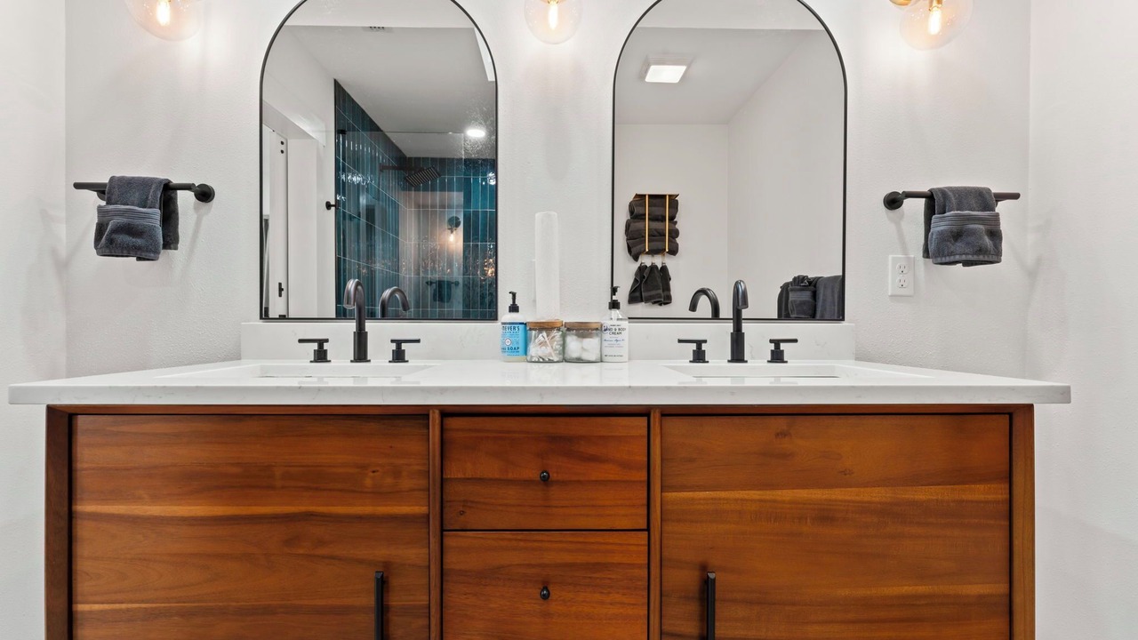 Photo of Bathroom in Orange Park