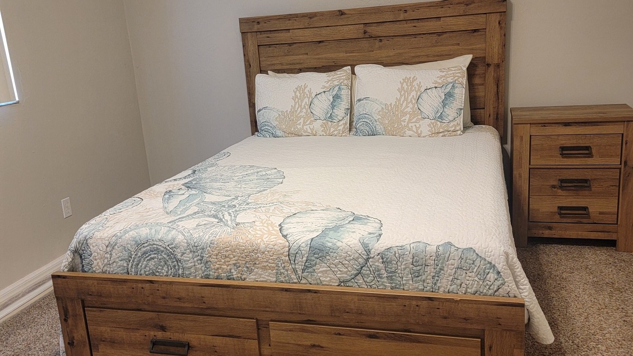 Photo of Bedroom in Cypress Lake