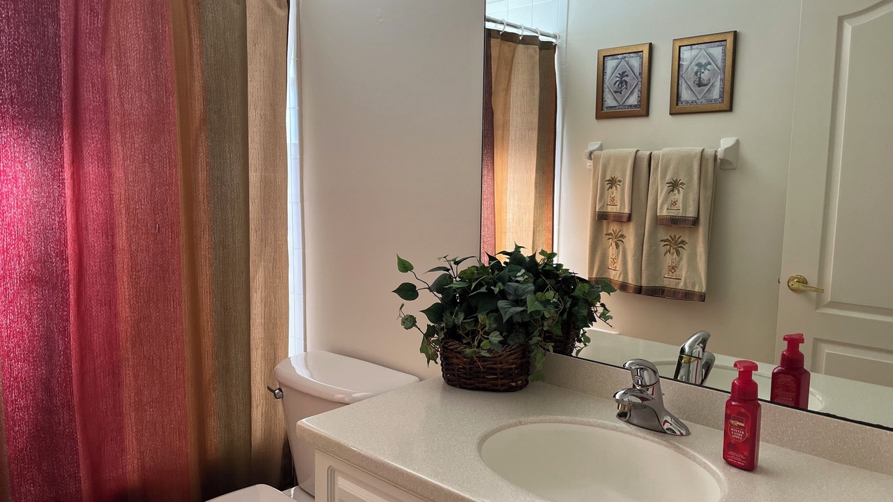 Photo of Bathroom in Heritage Palms