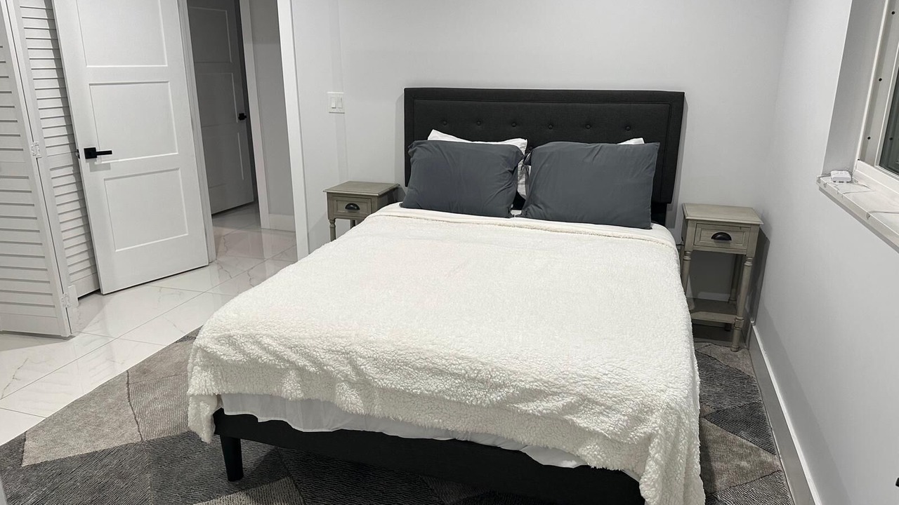 Photo of Bedroom in Fort Myers Shores