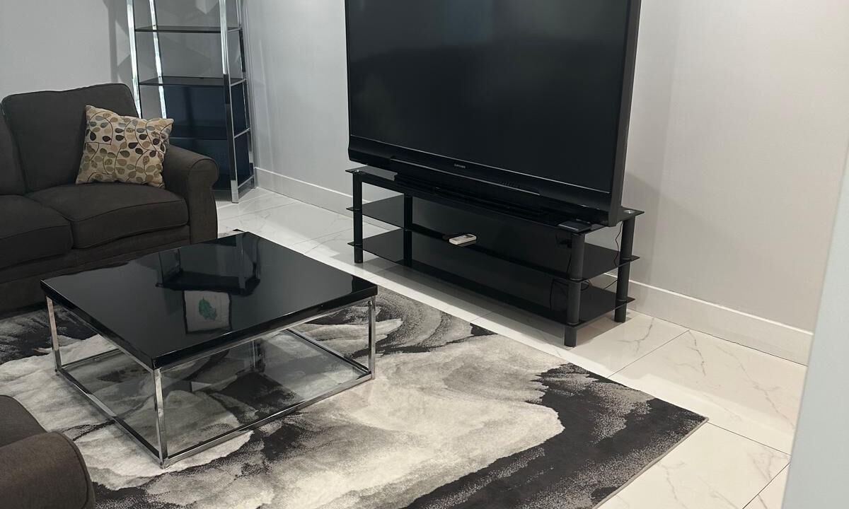 Photo of Livingroom in Fort Myers Shores