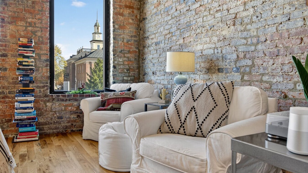 Photo of Livingroom in Fayetteville
