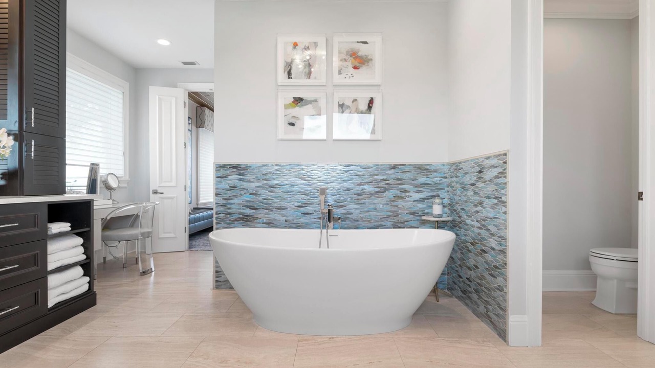 Photo of Bathroom in Bradenton Beach
