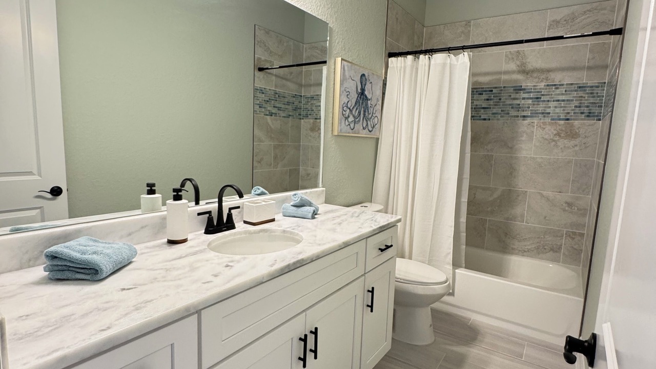 Photo of Bathroom in Broadmoor