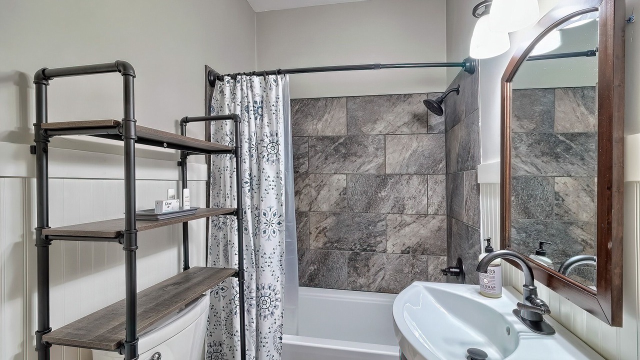 Photo of Bathroom in Columbia