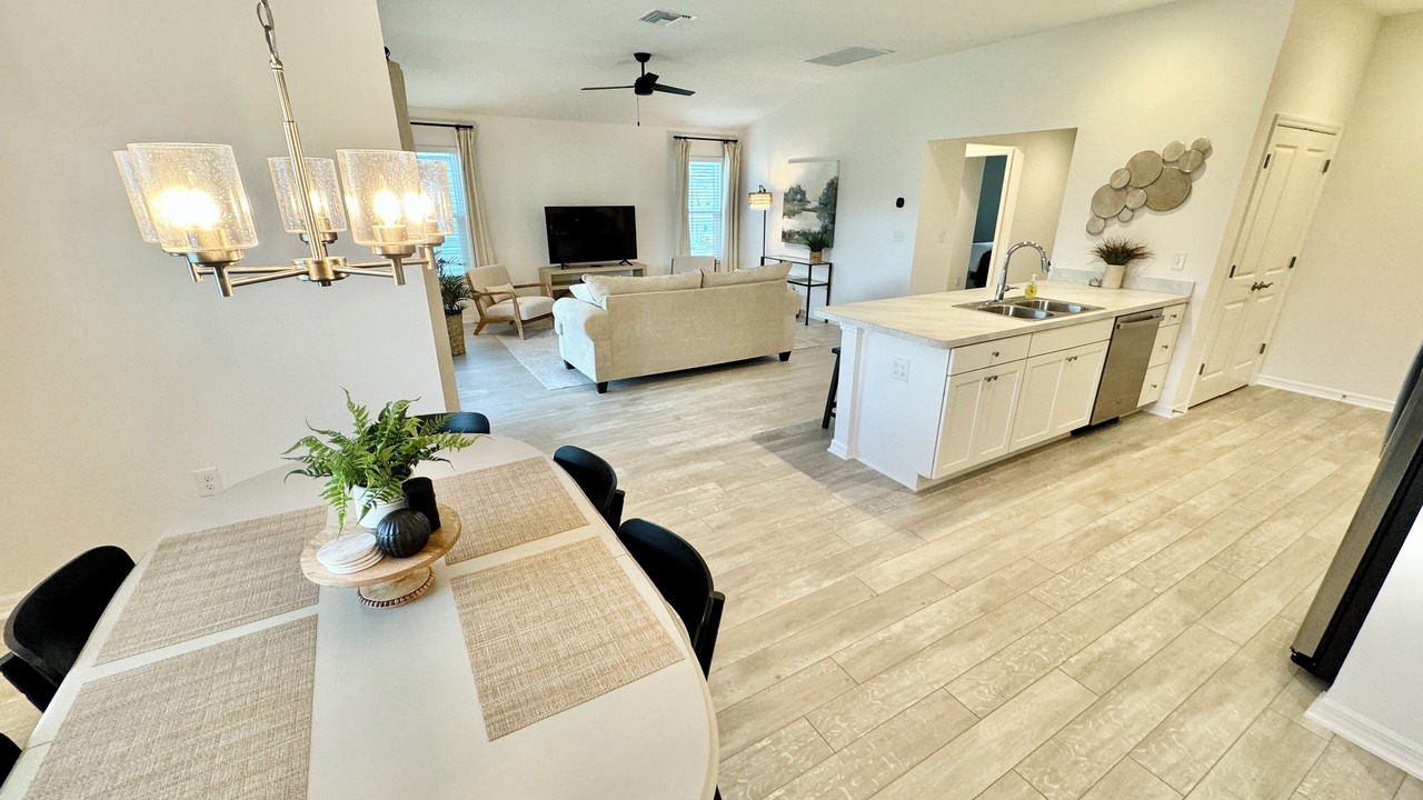 Photo of Bedroom in Sumter County