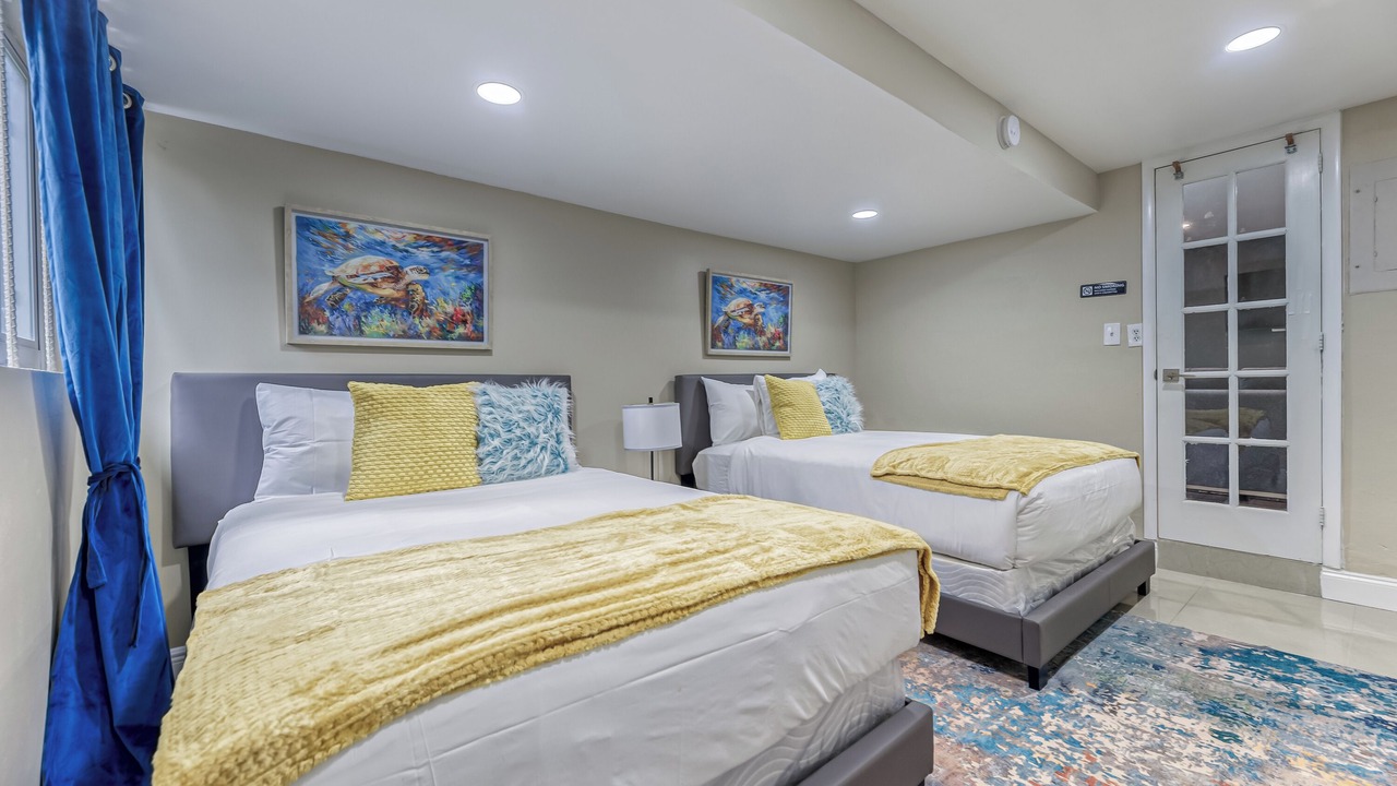 Photo of Bedroom in Dania Beach