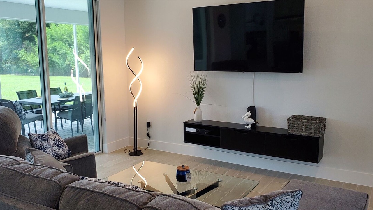 Photo of Bedroom in Groveland