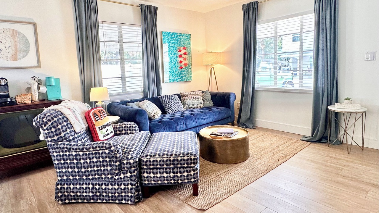 Photo of Livingroom in Downtown Dunedin
