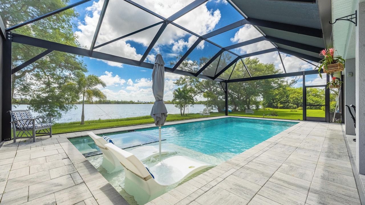 Photo of Outdoor in Mariner
