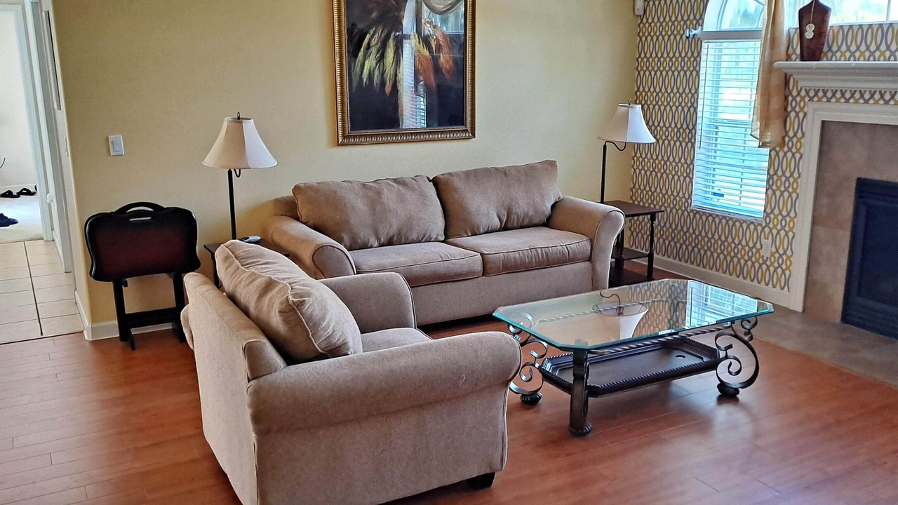 Photo of Livingroom in Brooksville