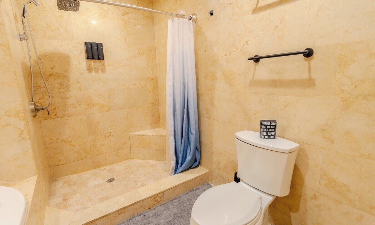 Photo of Bathroom in Edgewood